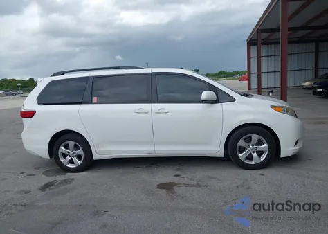 2017 Toyota Sienna Le 8 Passenger from USA, damaged, VIN 5TDKZ3DC5HS822953